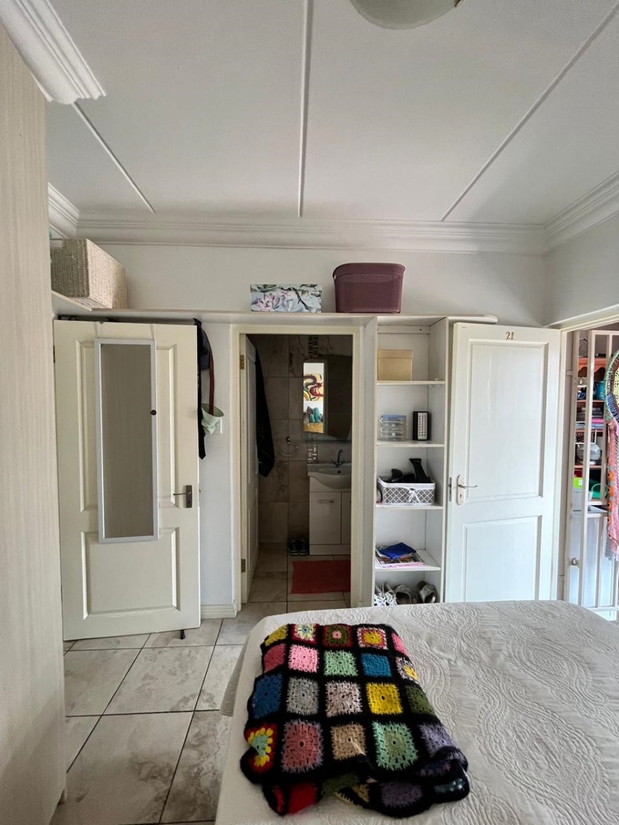 1 Bedroom Property for Sale in Bult West North West